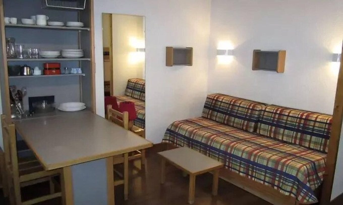 Brides-les-Bains Apartment | Large Cabin - STUDIO AMENAGE WITH BALCONY AND WIFI
