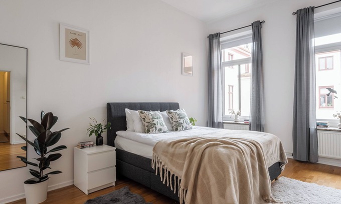 Centrum Apartment | Large Central Gothenburg 2bd Apt