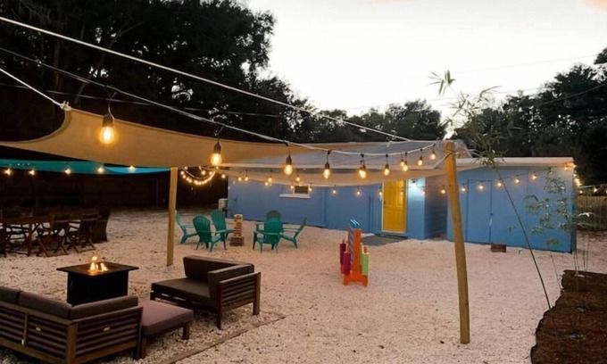 Highpoint House | Large Cottage Near Beaches