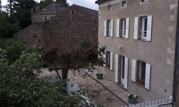 Naussac House | Large family home near Lac de Naussac 15/pers.