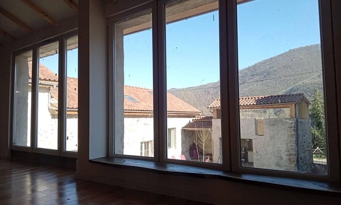 Bertren House | Large gîte for 15 people, village hall, games room, peaceful, natural setting.
