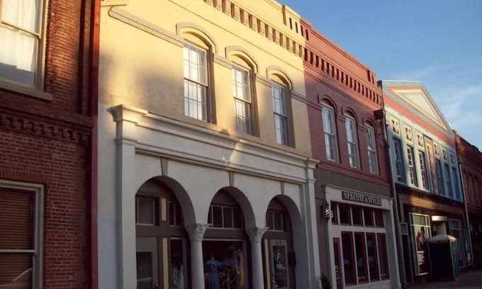 Macon Apartment | Large Historic Downtown Loft Front