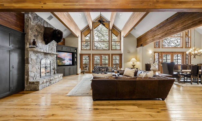 Incline Village House | Large Luxury 6 bedroom Family Home