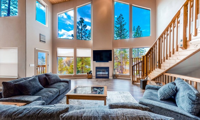 Bass Lake House | Large luxury home with nearby boat slip, WiFi, balcony, private W/D, central AC