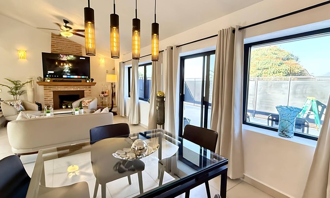 San Antonio Tlayacapan House | Large Modern Ajijic 1 King Bedroom Home - Walk To Everything