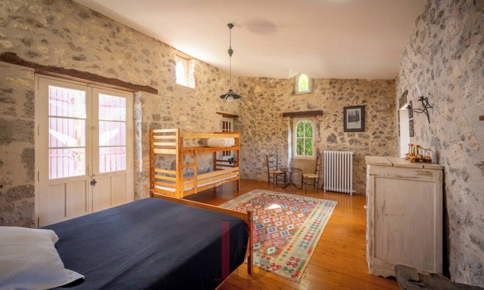 Fargues-sur-Ourbise Other | Large renovated house, ideal for a large family looking for peace and quiet.