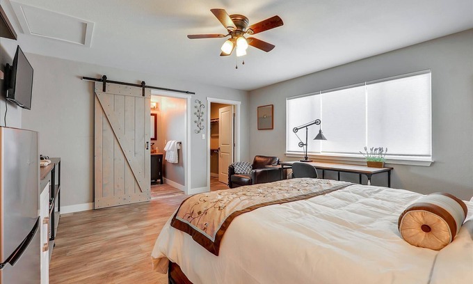 San Ramon Apartment | Large studio with AC washer dryer Private entrance