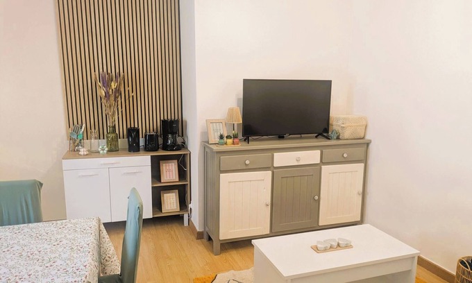 Plouescat Apartment | Large T3 apartment Plouescat * France