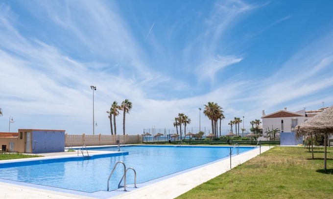 Mezquitilla Apartment | Las Terrazas Primera Línea de playa