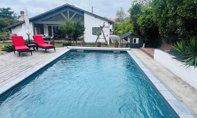 Anglet Villa | Last minute offer Villa swimming pool, petanque, near Biarritz and Beaches