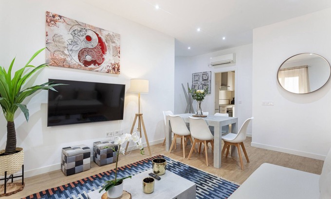Embajadores Apartment | Latina VIII apartment in Madrid
