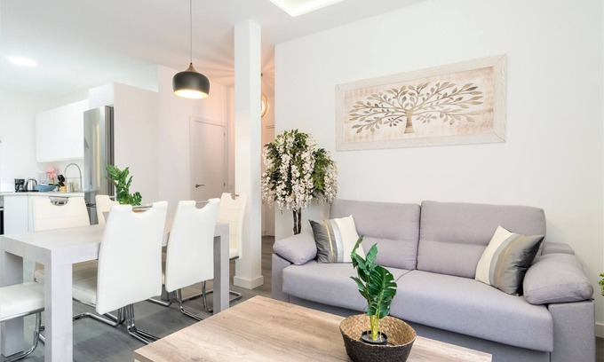 Embajadores Apartment | Latina XII apartment in Madrid