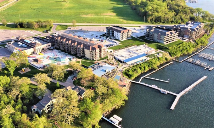 Arnolds Park Condo | Lattitude Adjustment at the Bayside in Bridges Bay Resort