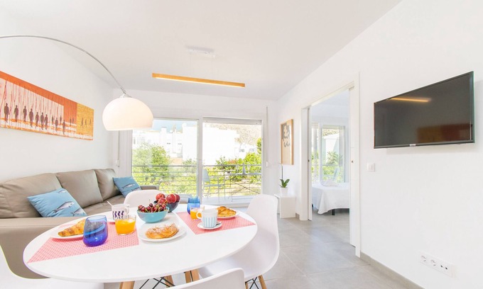 Puerto de Pollensa Apartment | LAUET Apartment 30m from the beach of Puerto Pollensa