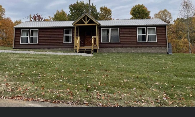 Corbin Cabin | Laurel Lake Cozy Cabin, 2 miles to Grove Marina