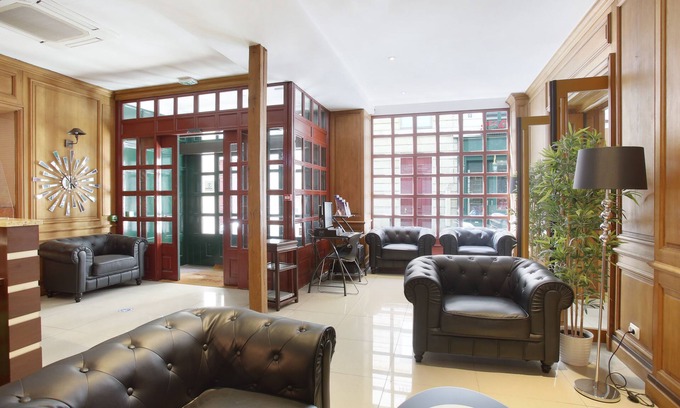 Vivienne Hotel | Lautrec Opera