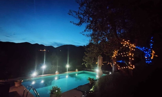 Massarosa Cottage | LAVENDER COUNTRY COTTAGE IN TUSCANY