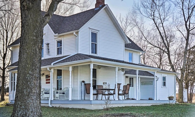Lecompton House | Lawrence Area Vacation Rental 15 Mi to Topeka!
