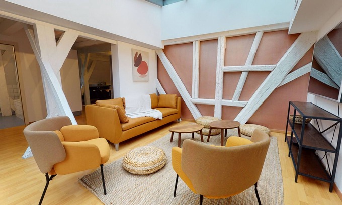 Old Town Apartment | lazare ac 103m2 avec terrasse city center 4br 2bth
