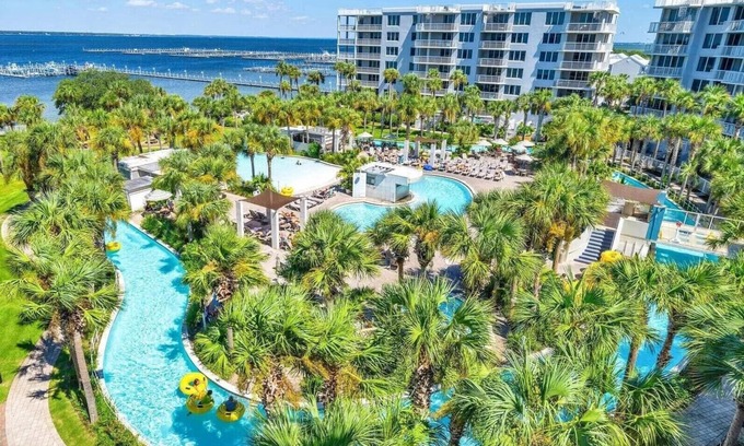 Fort Walton Beach Condo | Lazy River and Beach Fun, 1BR