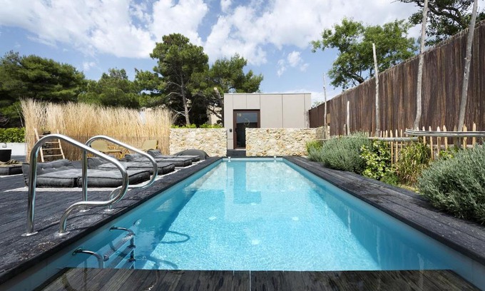 Leucate Hotel | Le 19-21 - Un amour d'hotel