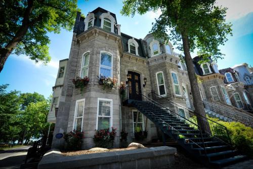 Haute-Ville Apartment | Le 555 Hébergements touristiques