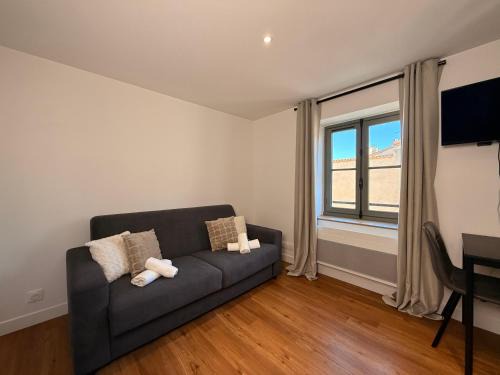 Centre Historique Apartment | Le Baroque Studio Wifi