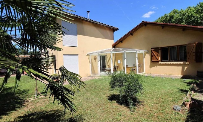 Decines-Charpieu Apartment | Le Beauregard - Decines Charpieu