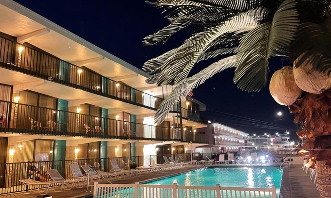 North Wildwood Hotel | Le Boot Oceanfront Suites