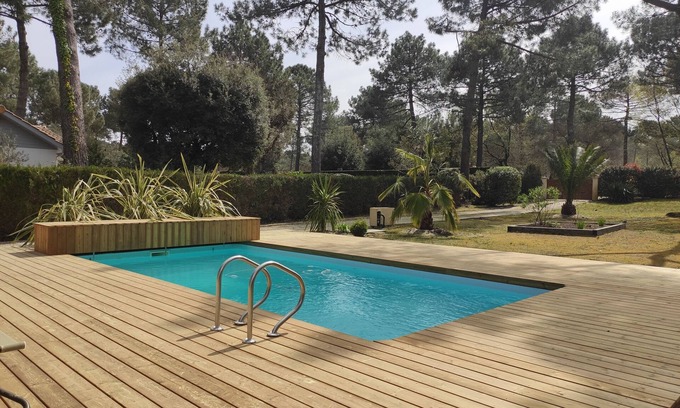 Lacanau-Ocean Villa | LE BORDELOU- peace in the pine forest, pool 26° april- oct