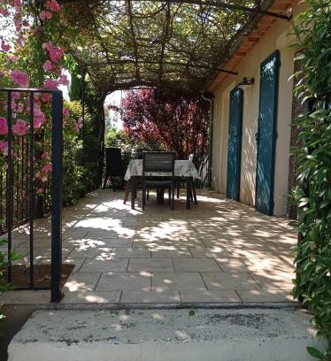 Blauvac House | Le Cabanon d'Amandine et Gabriel