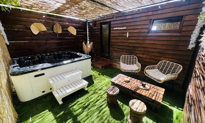 Sarrians Ski Chalet | Le Chalet de Lou