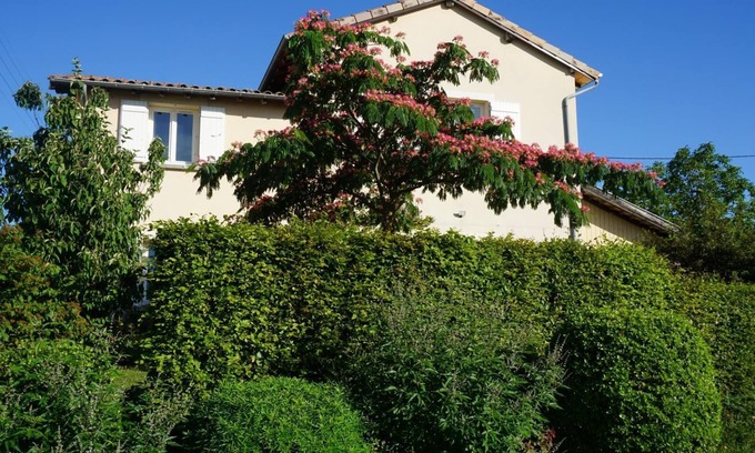 La Chapelle-de-Guinchay House | Le Chat Perché - LA CHAPELLE DE GUINCHAY