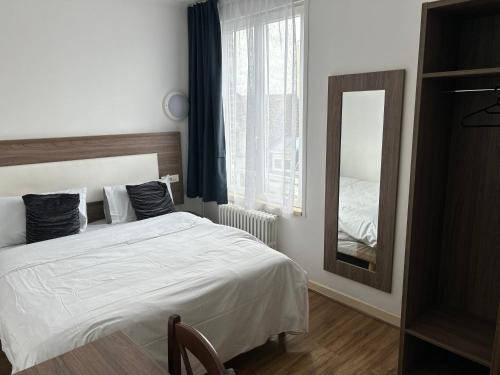 Valenciennes Hotel | Le Clémenceau Hôtel et Appart'hôtel & Restaurant "Gare Sncf" centre ville