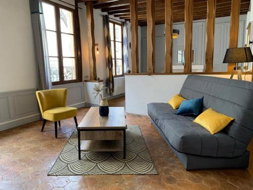 Chartres Apartment | Le Clocher- Appartement dans le cœur de ville