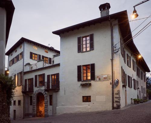 Berbenno di Valtellina Bed & Breakfast | Le Corti Dei Sassi