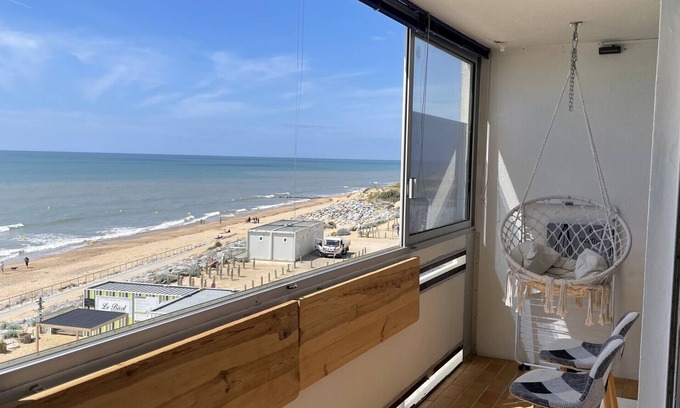 Saint-Hilaire-de-Riez Apartment | Le Dauphin Bleu face mer