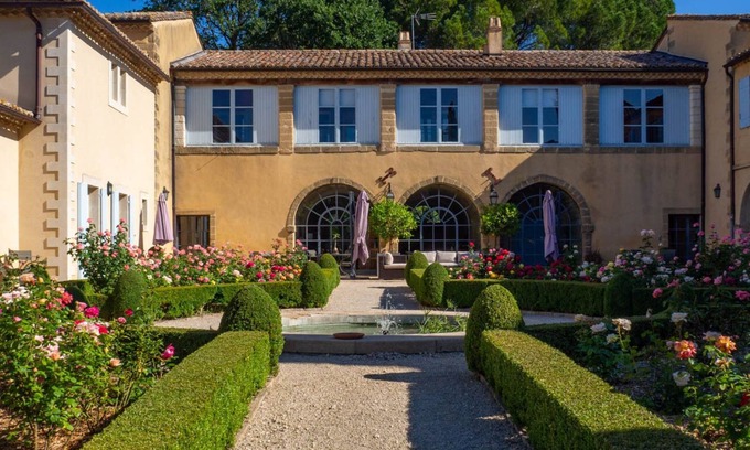 Montaren-et-Saint-Mediers House | LE DOMAINE luxury villa with heated pool, Uzes Provence