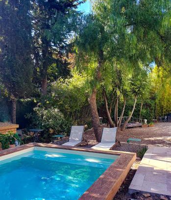 Saint-Cyr-sur-Mer House | Le Goëland, chambre d'hôte avec coin cuisine SDB privée,20m2, jardin et piscine, proche mer