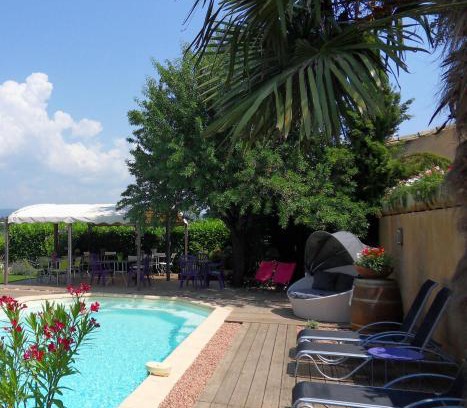 Oppede Bed & Breakfast | Le Jardin d'Ivana