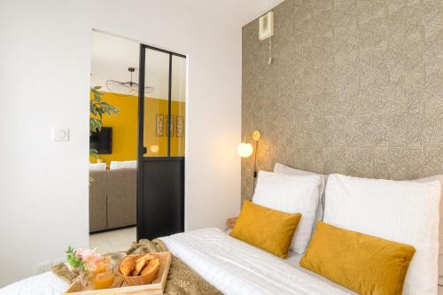 Grand Clement Apartment | LE LOUIS D’OR -Accès facile Gare/Eurexpo/Aéoroport