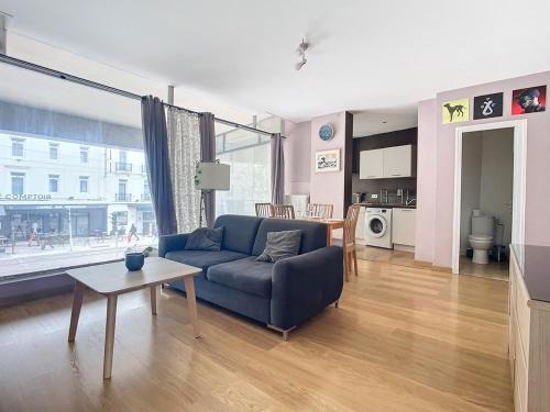 Faubourg North Apartment | Le Marechal - 1 minute de la gare