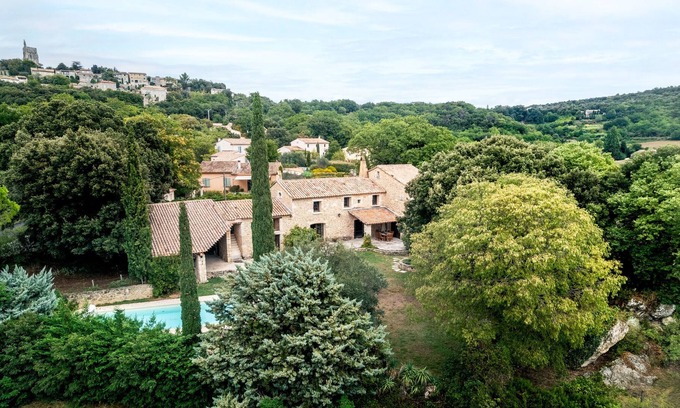 Clansayes House | Le Mas du village, private pool, in Drôme Provençale