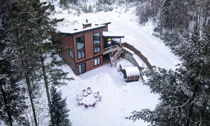 Sainte-Beatrix House | Le Naturo Sauna et Spa 🧖♀️ EV charger🔋🚘