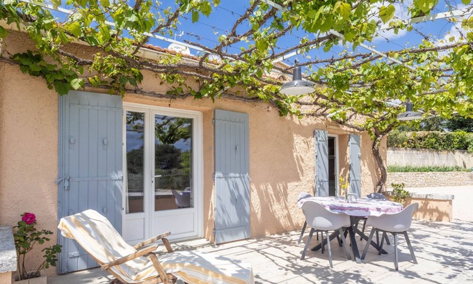 St.-Remy-de-Provence House | Le Petit Nid, a holiday home for 4 people with private pool in Saint-Remy-de-Provence in Provence