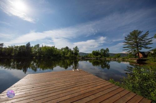 Saint Come Ski Chalet | Le petit cerf -SPA- Accès et vue sur le lac
