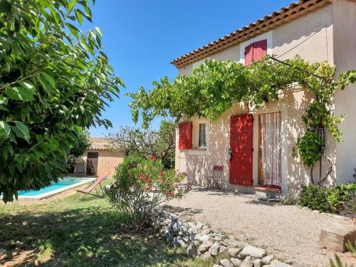 Saint-Saturnin-les-Apt House | Le Petit Mas des Hauts de Beyssan, Maison de vacances avec piscine privative pour 2 personnes