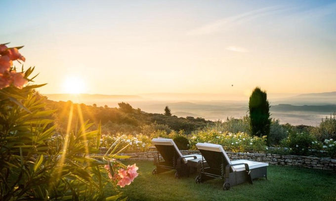 Gordes Hotel | Le Petit Palais D'Aglae