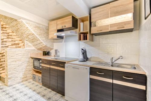 Ouveillan House | Le petit rubis d'Ouveillan