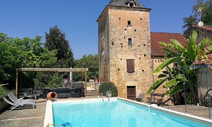 Goujounac House | Le Pigeonnier